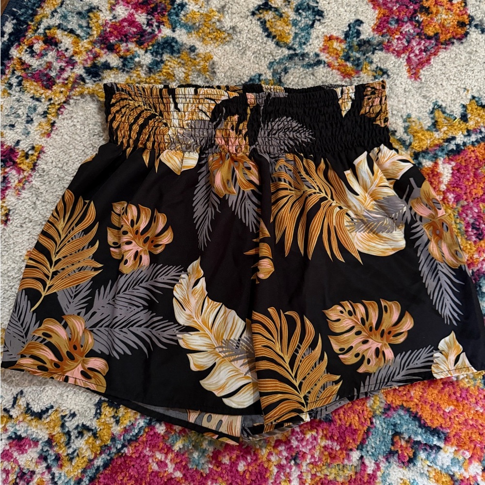 SHEIN Tropical shorts Size Medium